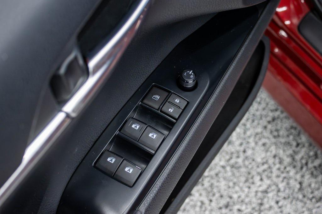 used 2019 Toyota Camry Hybrid car, priced at $22,774