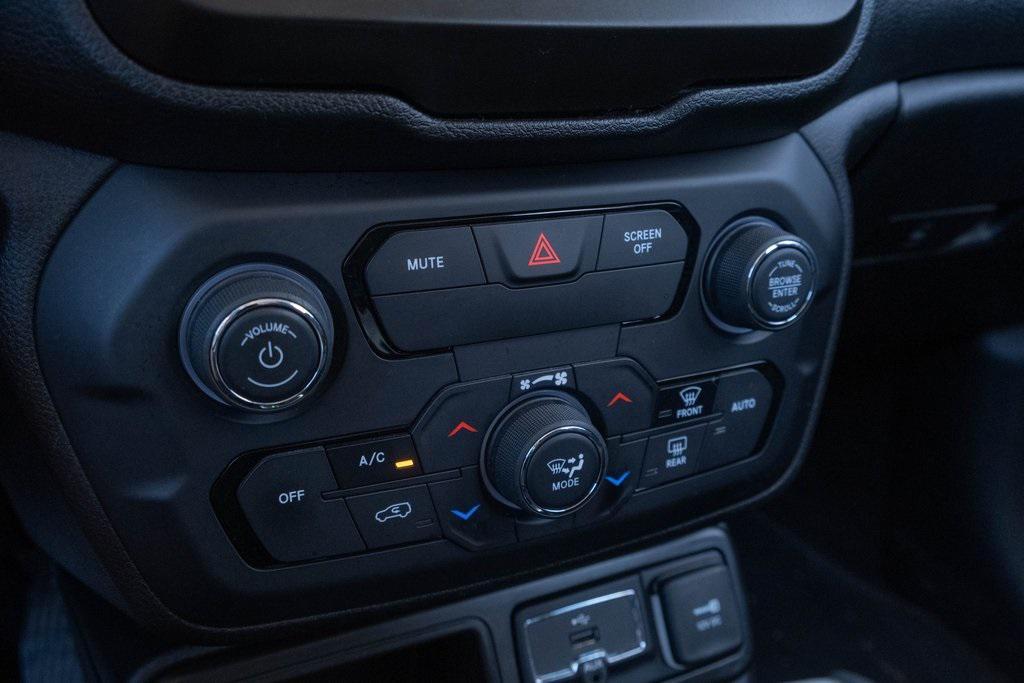used 2020 Jeep Renegade car, priced at $13,899