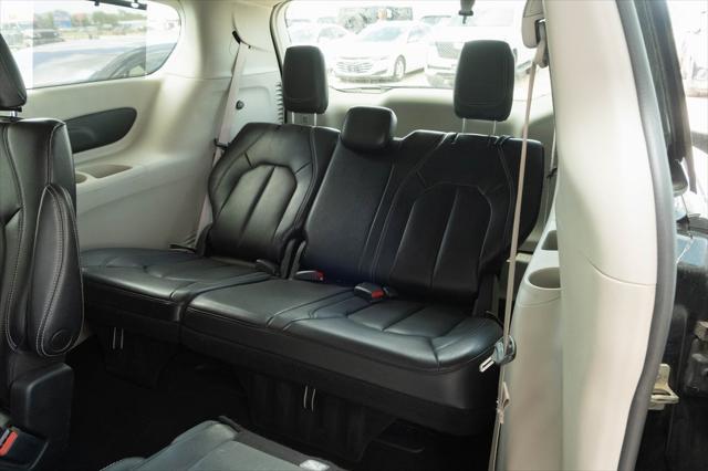used 2022 Chrysler Pacifica car, priced at $20,569
