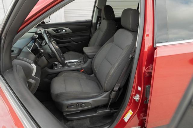 used 2020 Chevrolet Traverse car, priced at $22,276