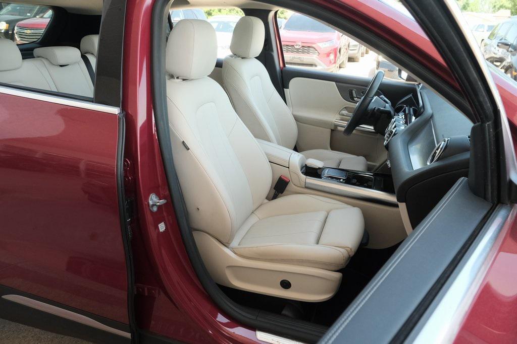 used 2022 Mercedes-Benz GLA 250 car, priced at $27,396