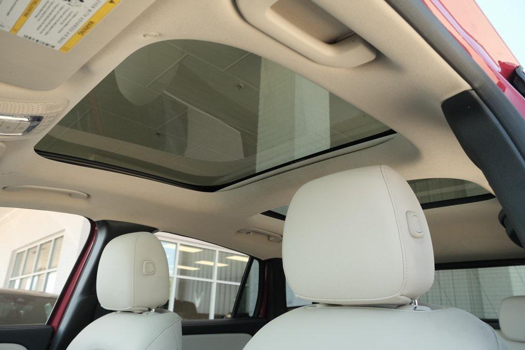 used 2022 Mercedes-Benz GLA 250 car, priced at $27,396
