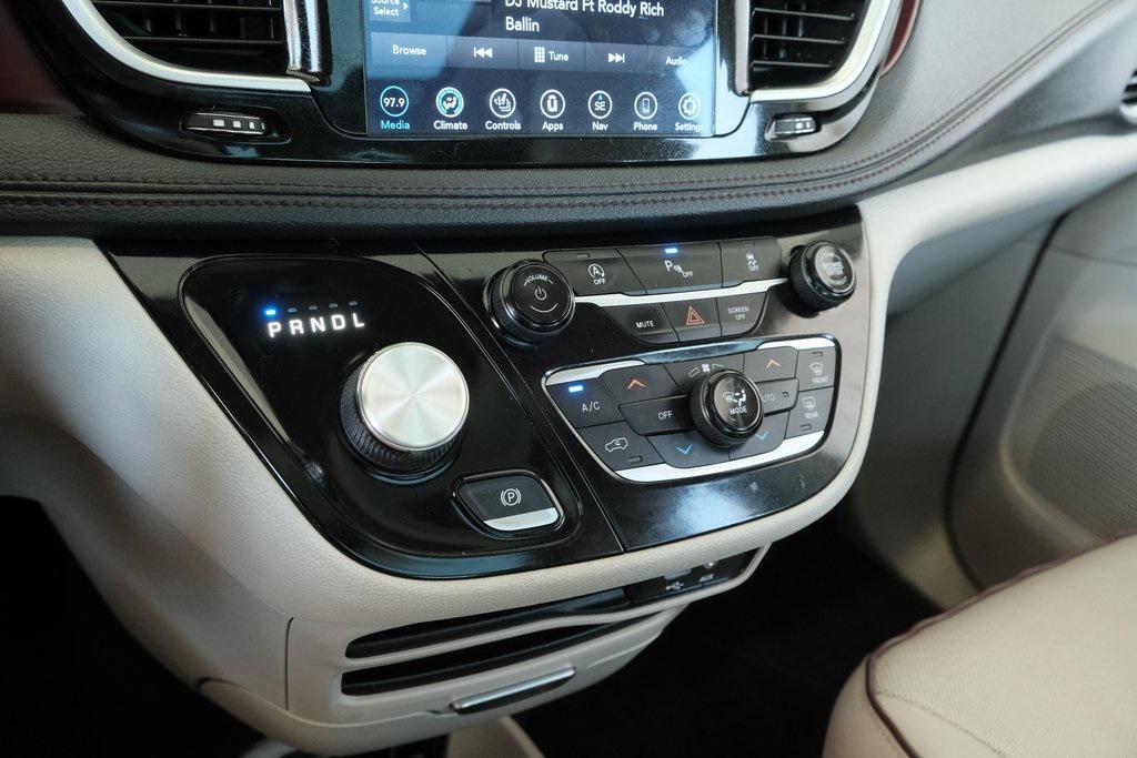 used 2020 Chrysler Pacifica car, priced at $16,990