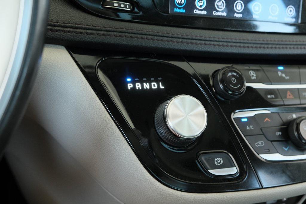 used 2020 Chrysler Pacifica car, priced at $16,990