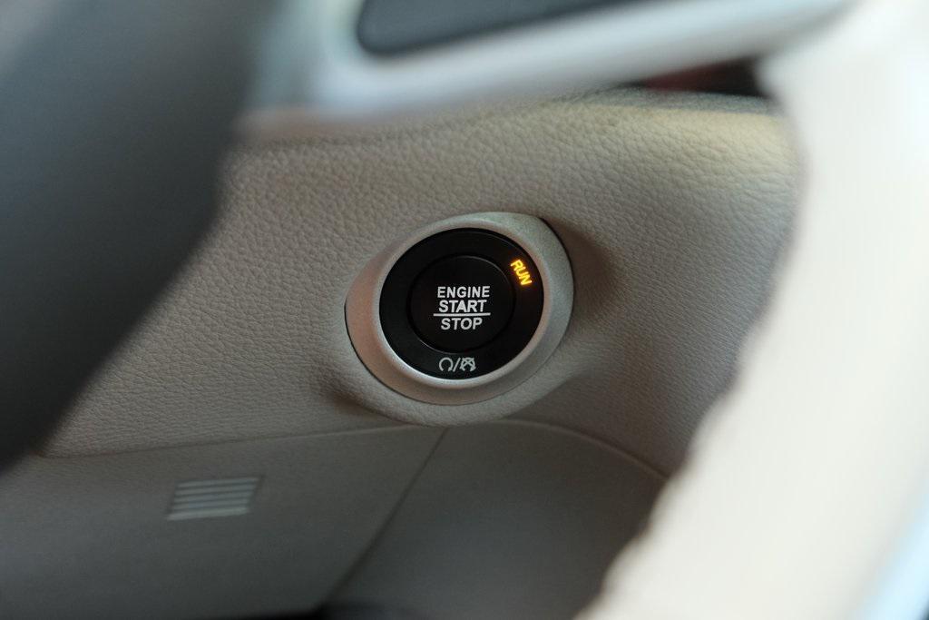 used 2020 Chrysler Pacifica car, priced at $16,990
