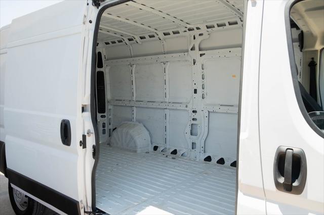 used 2022 Ram ProMaster 2500 car, priced at $27,284
