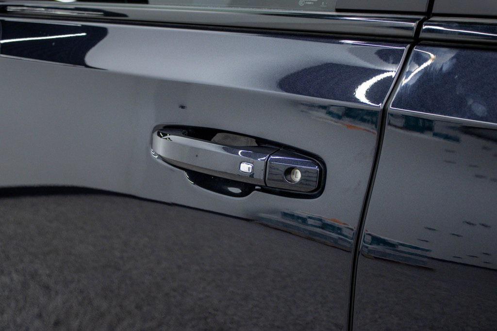 used 2023 GMC Yukon car, priced at $60,379