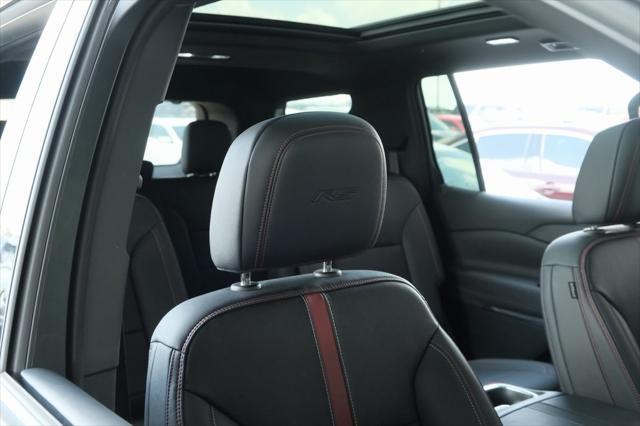 used 2024 Chevrolet Traverse car, priced at $49,519