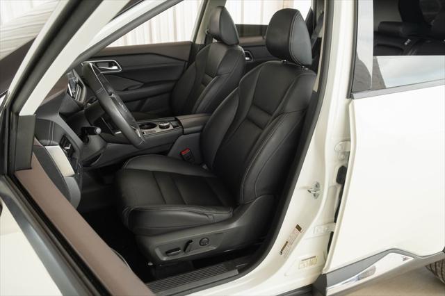 used 2021 Nissan Rogue car, priced at $21,774