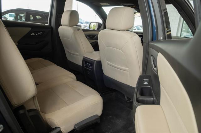 used 2022 Chevrolet Traverse car, priced at $19,406