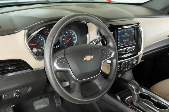 used 2022 Chevrolet Traverse car, priced at $19,406
