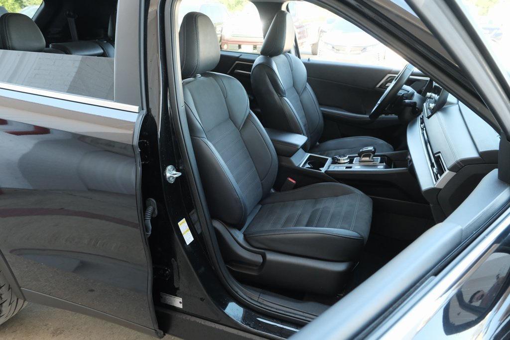 used 2024 Mitsubishi Outlander car, priced at $25,498
