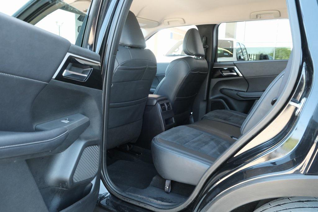 used 2024 Mitsubishi Outlander car, priced at $25,498