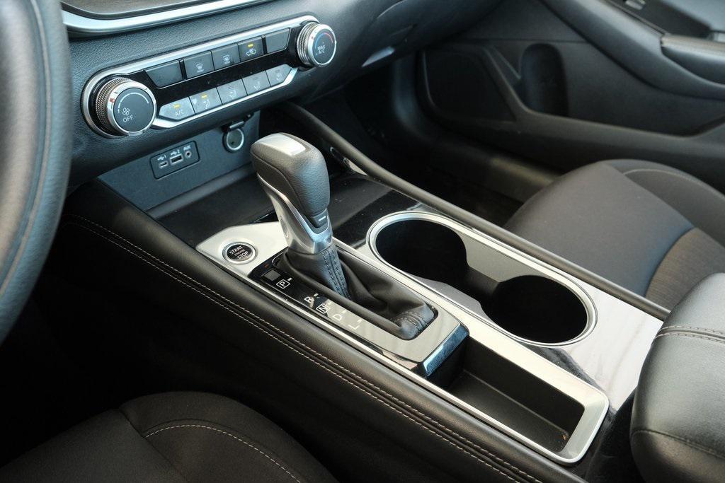 used 2023 Nissan Altima car, priced at $17,998