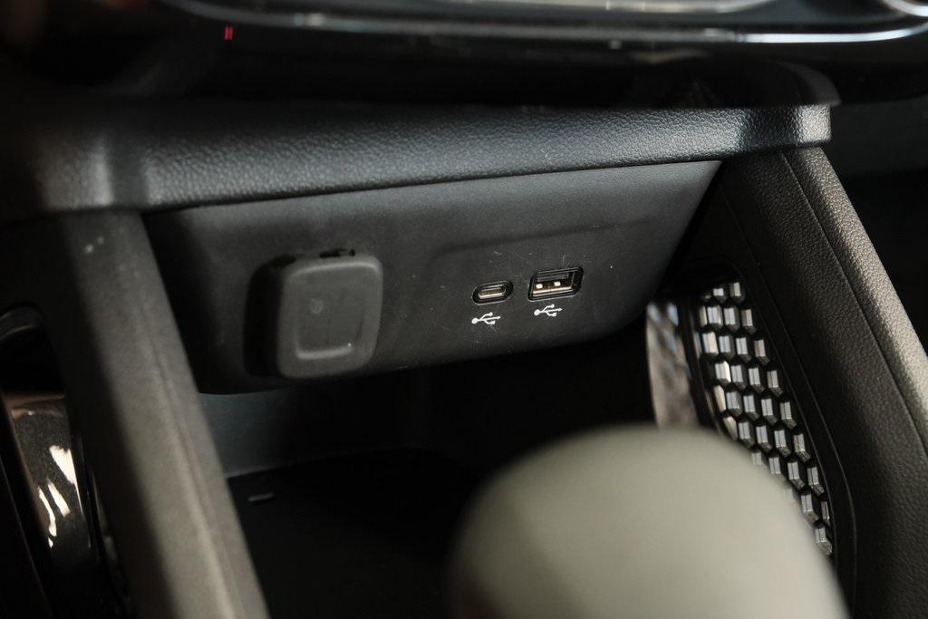 used 2025 Chevrolet TrailBlazer car, priced at $23,279