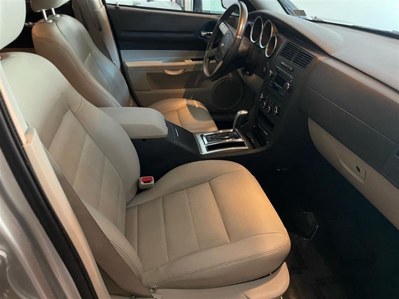 used 2005 Dodge Magnum car, priced at $7,495