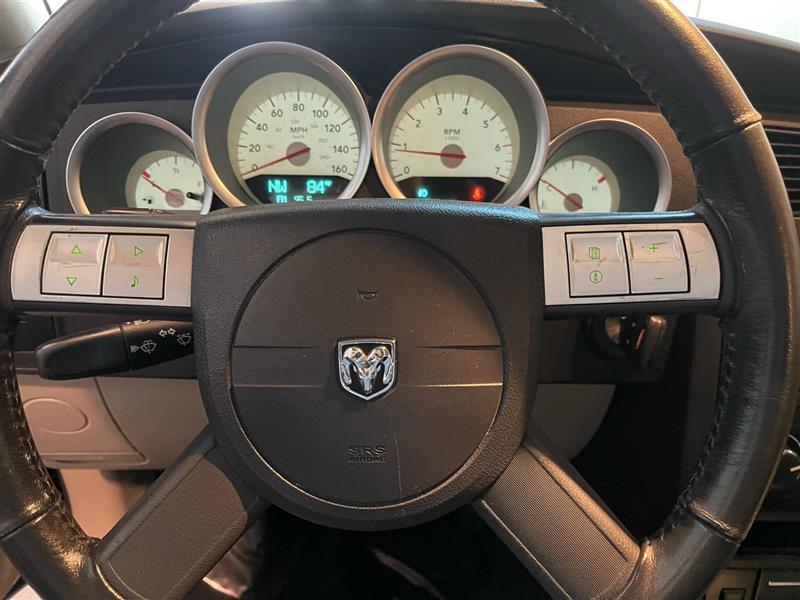 used 2005 Dodge Magnum car, priced at $7,495
