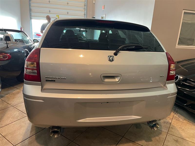 used 2005 Dodge Magnum car, priced at $7,495