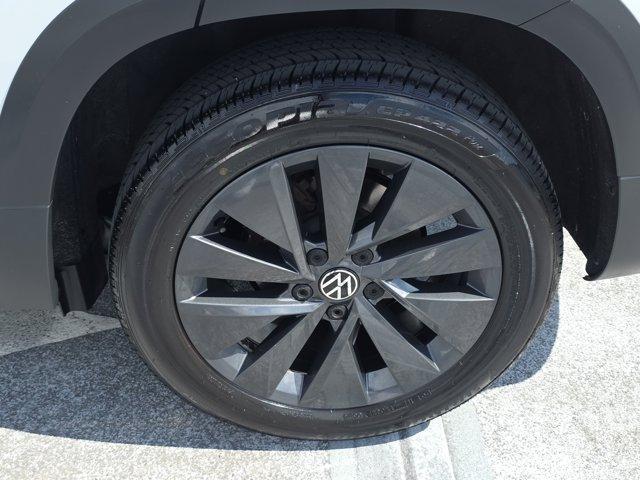 used 2022 Volkswagen Taos car, priced at $15,995