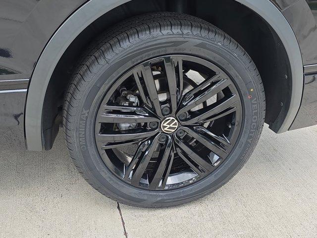 used 2022 Volkswagen Tiguan car, priced at $25,597
