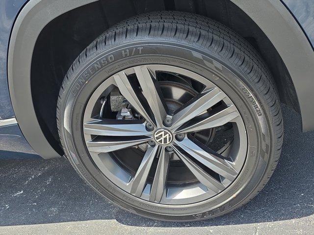 used 2021 Volkswagen Atlas Cross Sport car, priced at $24,897