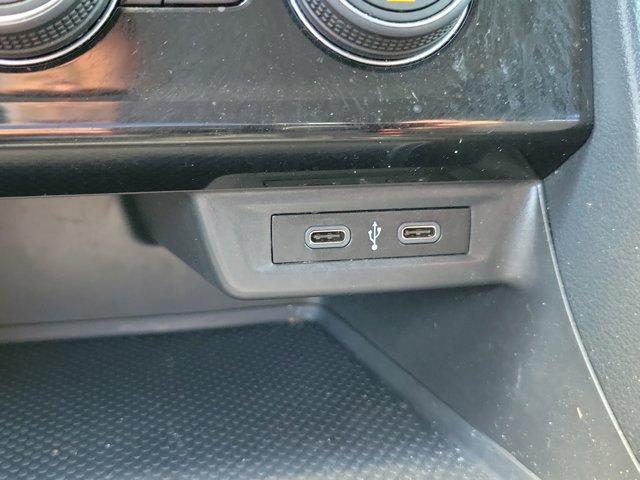 used 2023 Volkswagen Jetta car