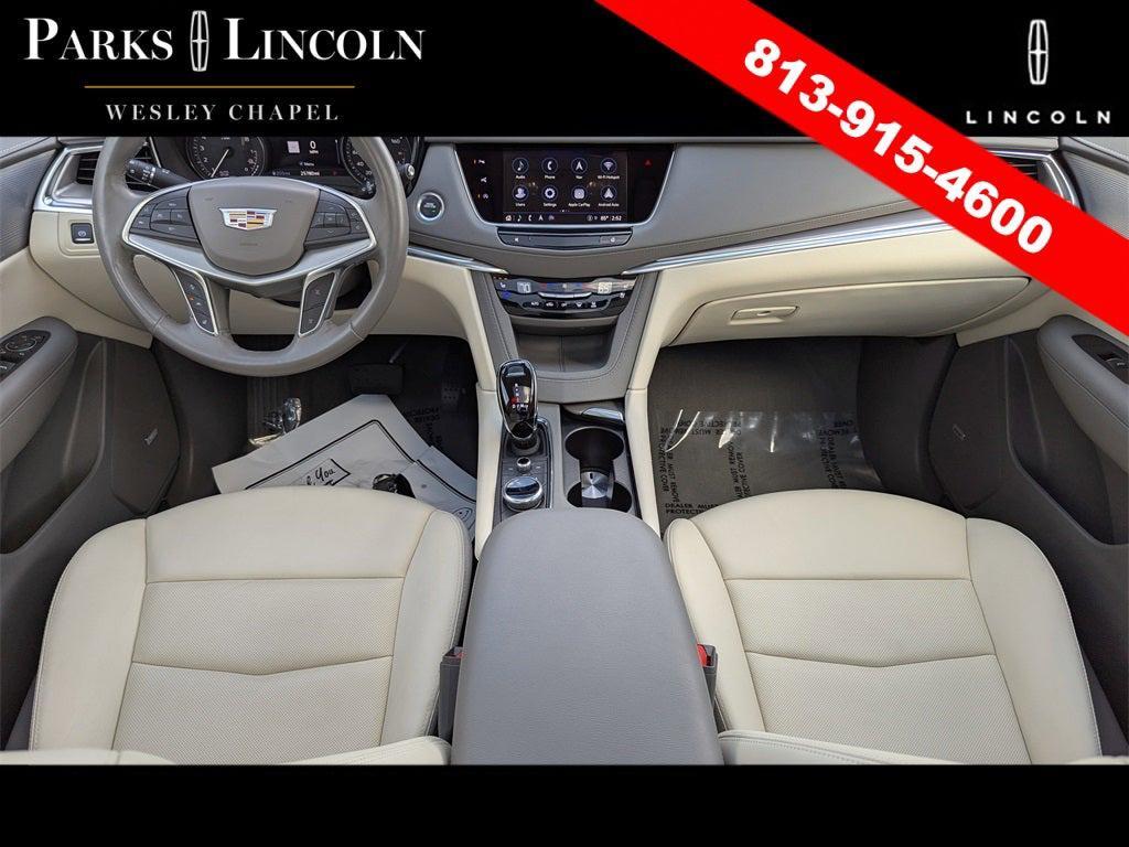 used 2024 Cadillac XT5 car, priced at $41,724