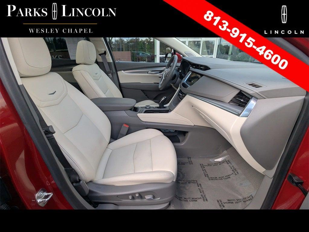 used 2024 Cadillac XT5 car, priced at $41,724