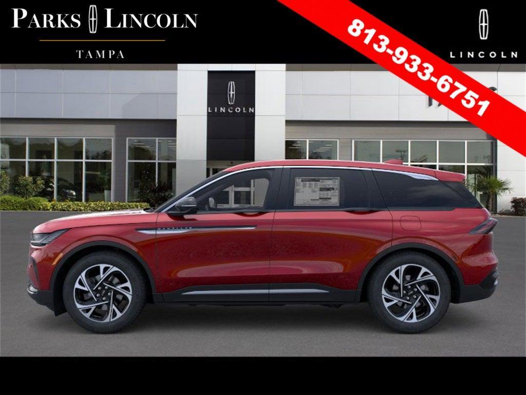 new 2025 Lincoln Nautilus car, priced at $52,306