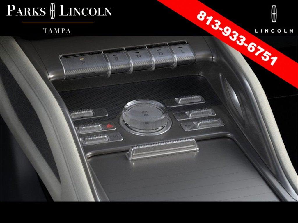 new 2025 Lincoln Nautilus car, priced at $52,306
