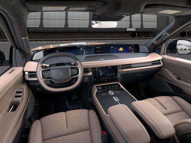 new 2025 Lincoln Navigator car, priced at $121,590