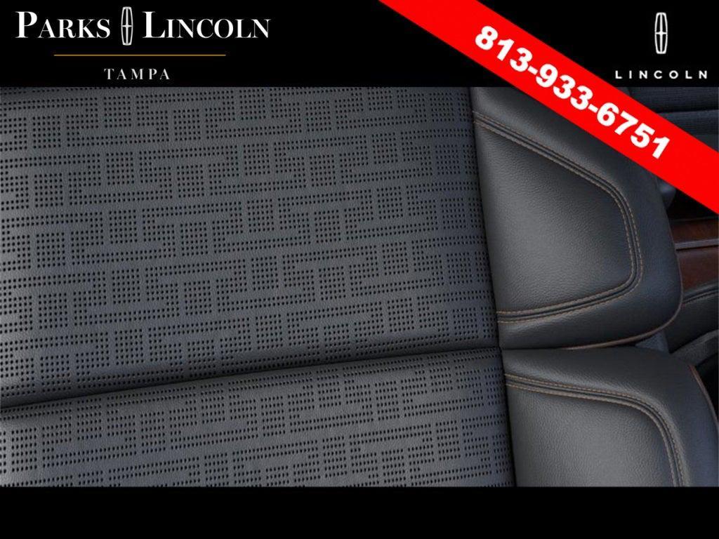 new 2025 Lincoln Navigator car, priced at $119,190