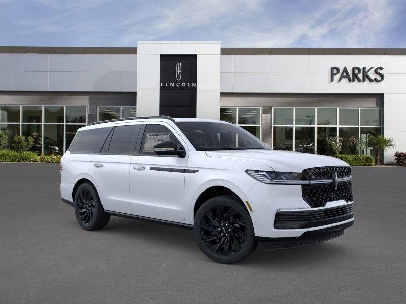 new 2025 Lincoln Navigator car, priced at $104,542