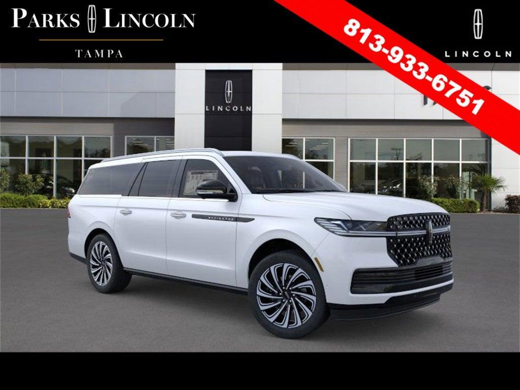 new 2025 Lincoln Navigator car, priced at $122,940