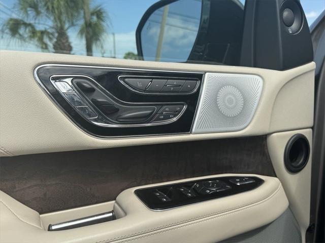 used 2019 Lincoln Navigator car, priced at $41,949