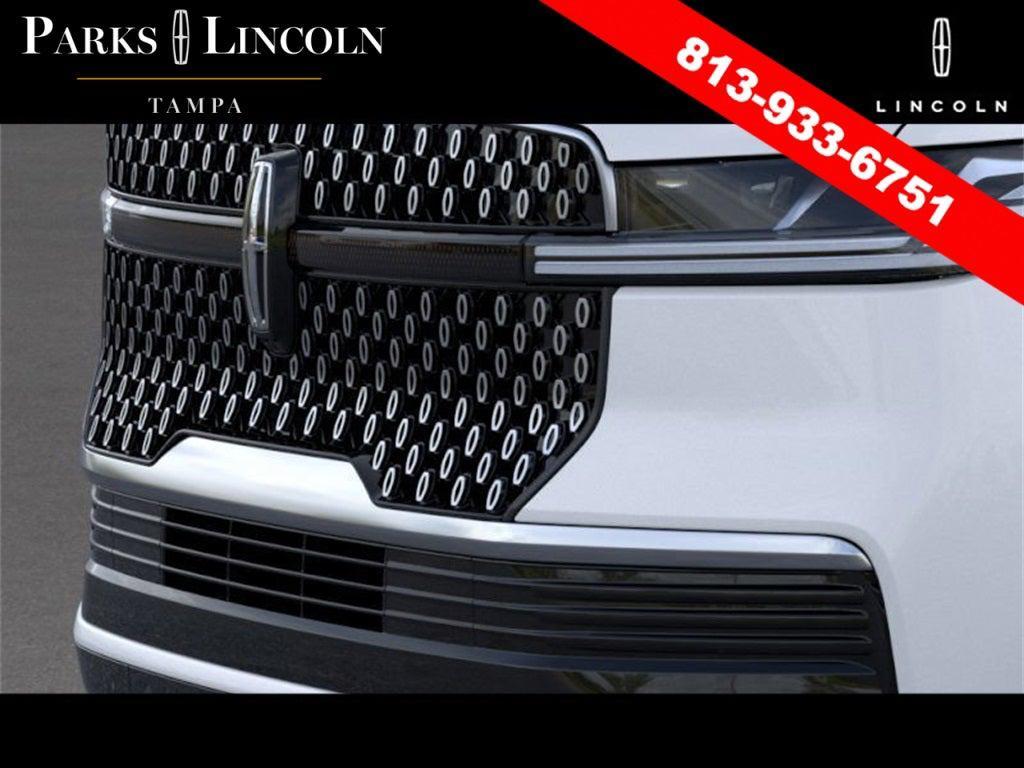 new 2025 Lincoln Navigator car, priced at $102,182