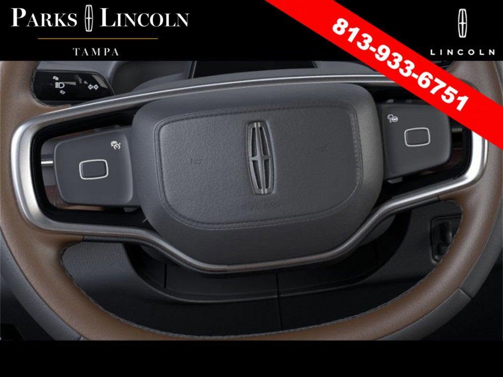 new 2025 Lincoln Navigator car, priced at $102,182