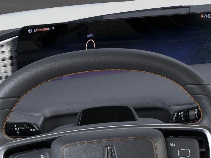 new 2025 Lincoln Navigator car, priced at $119,340