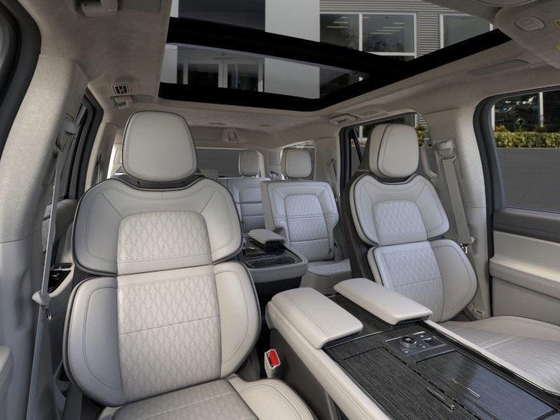 new 2024 Lincoln Navigator car, priced at $113,620