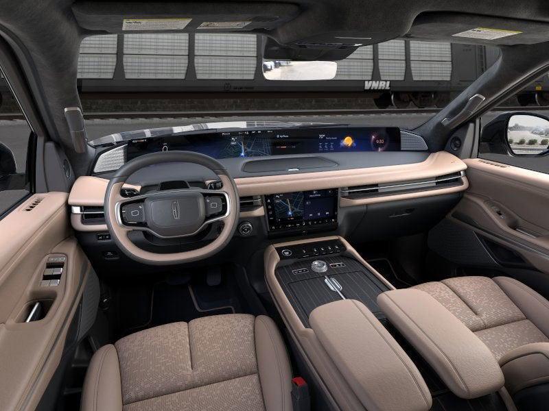 new 2025 Lincoln Navigator car, priced at $123,340