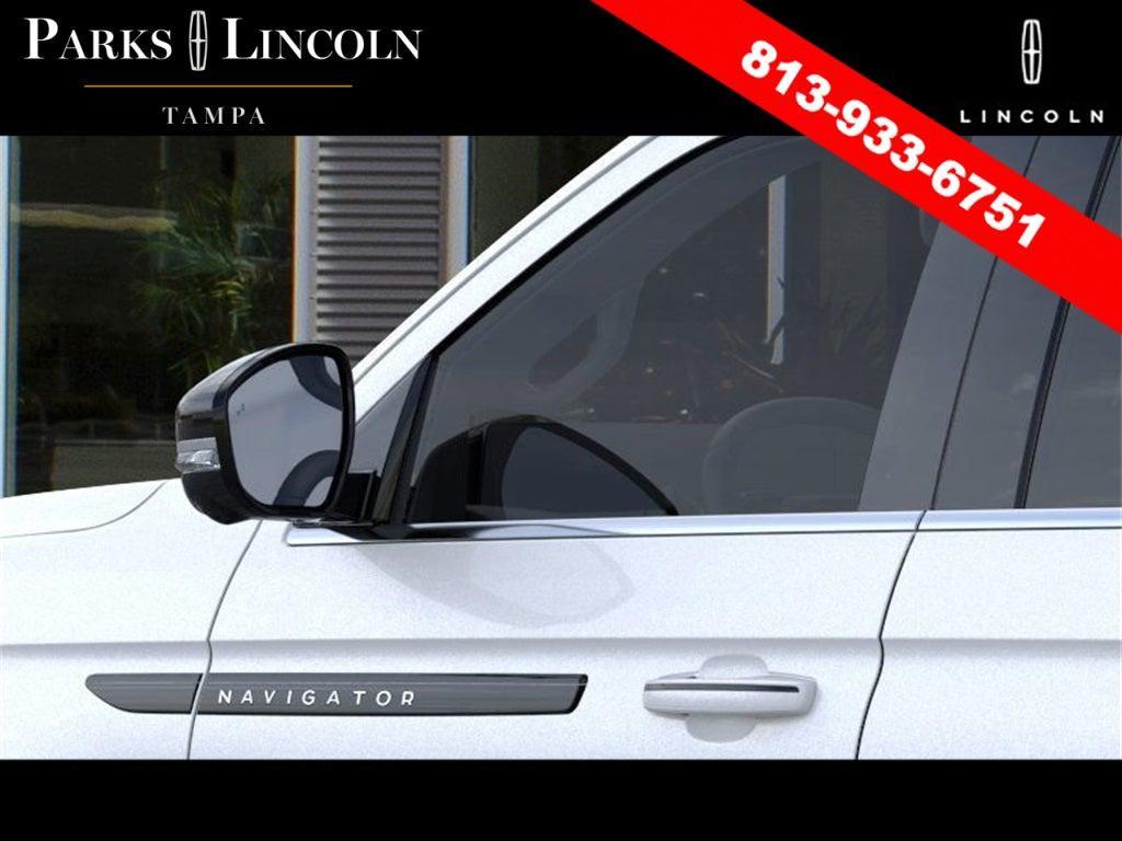 new 2025 Lincoln Navigator car, priced at $119,940