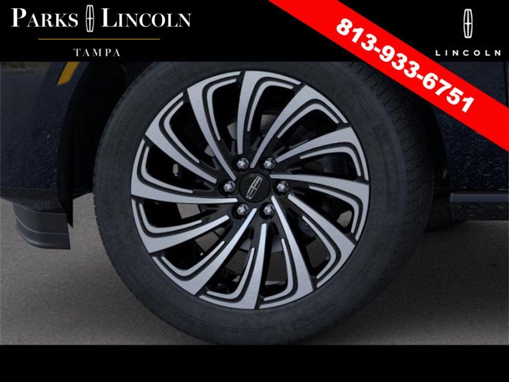 new 2025 Lincoln Navigator car, priced at $119,190