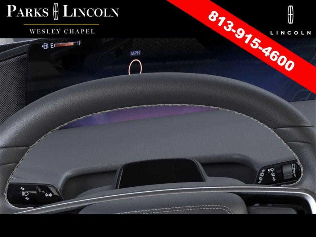 new 2025 Lincoln Navigator car, priced at $103,978