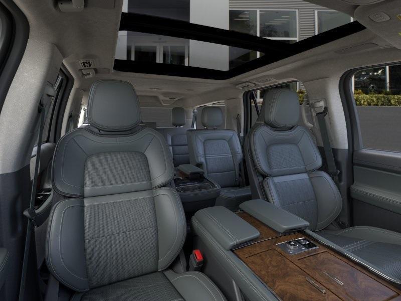 new 2024 Lincoln Navigator L car, priced at $124,460