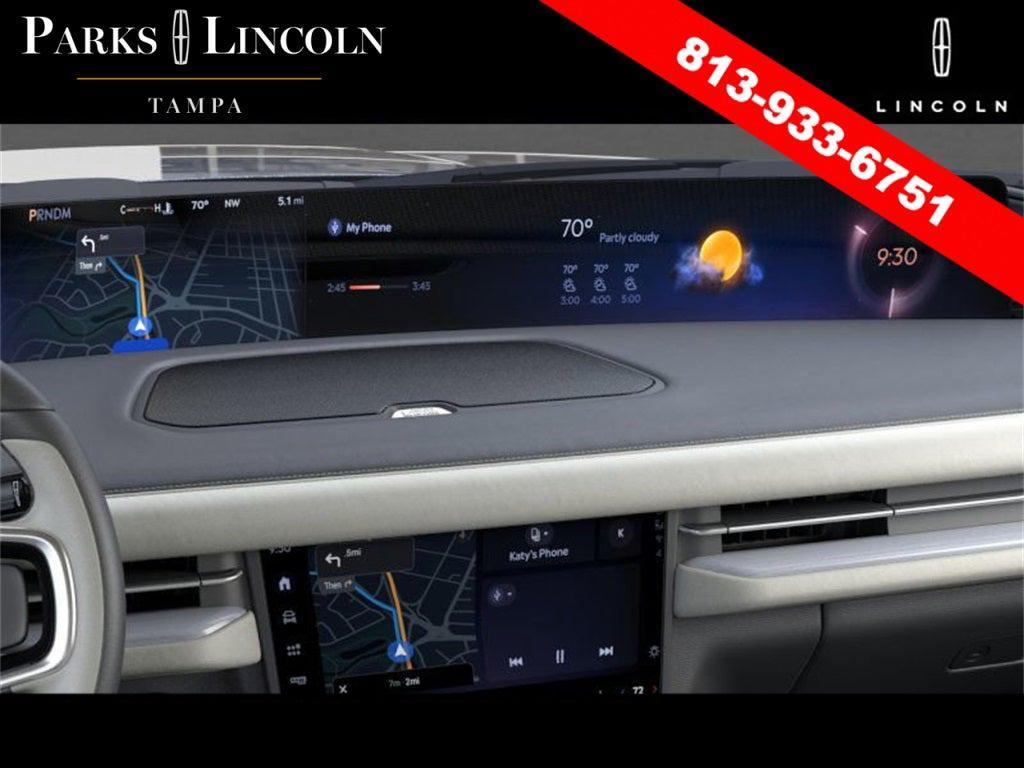 new 2025 Lincoln Navigator car, priced at $102,182