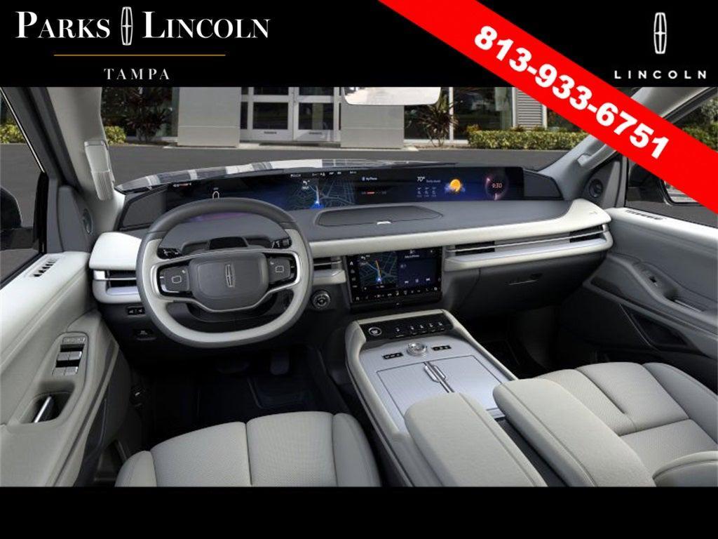 new 2025 Lincoln Navigator car, priced at $102,182