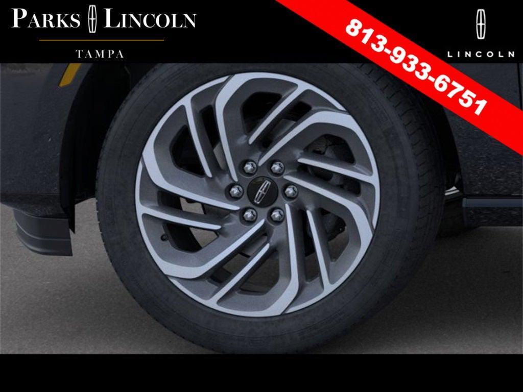 new 2025 Lincoln Navigator car, priced at $102,182