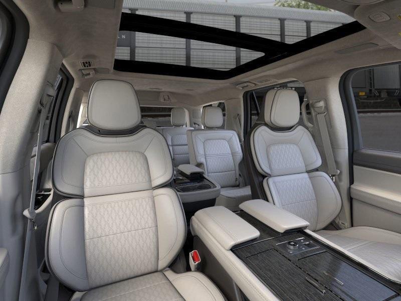 new 2024 Lincoln Navigator car, priced at $123,010