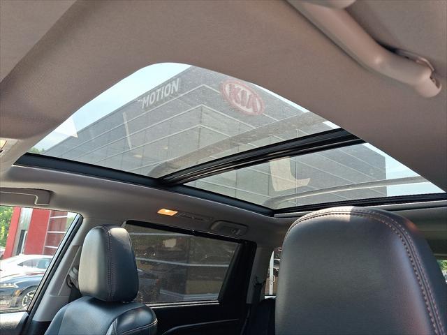 used 2015 Toyota Highlander car, priced at $20,500