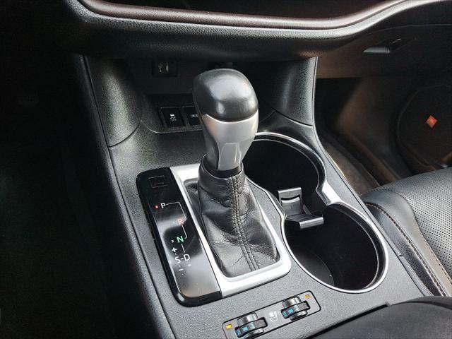 used 2015 Toyota Highlander car, priced at $20,500